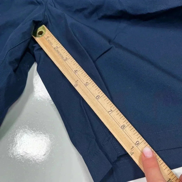 Eddie Bauer Shorts Navy Blue Mr Camano Shorts NWT Size 46 Cotton Chino - Picture 11 of 11